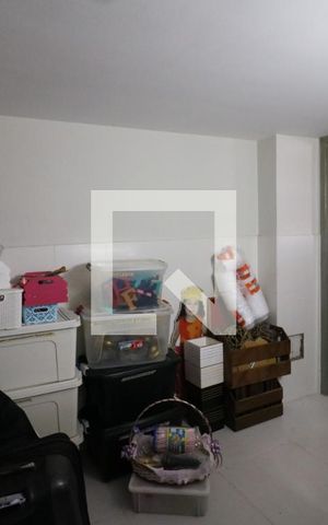 Casa para alugar com 800m², 5 quartos e 4 vagasQuarto de Serviço