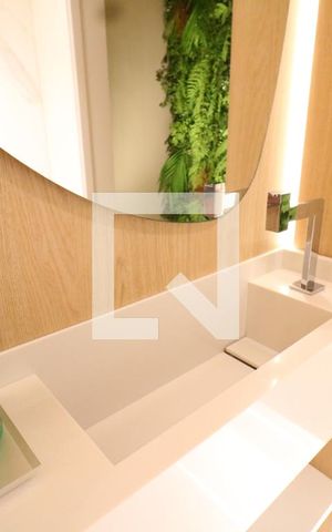 Casa para alugar com 800m², 5 quartos e 4 vagasLavabo