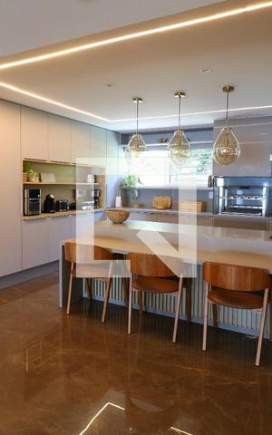 Casa para alugar com 800m², 5 quartos e 4 vagasCozinha