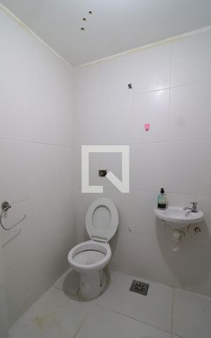 Casa para alugar com 800m², 5 quartos e 4 vagasBanheiro 1 do Salão de festa 1