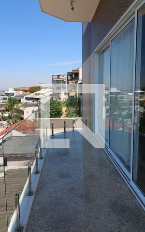Casa para alugar com 800m², 5 quartos e 4 vagasVaranda da Sala