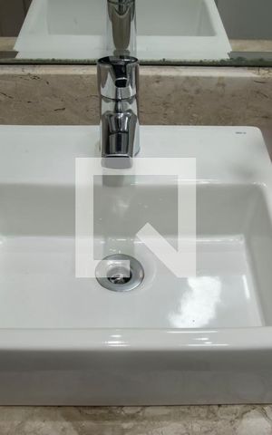 Apartamento à venda com 59m², 2 quartos e 2 vagasBanheiro da Suíte