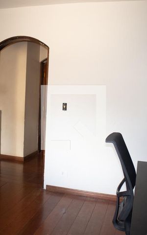 Casa à venda com 216m², 3 quartos e 2 vagasQuarto 1