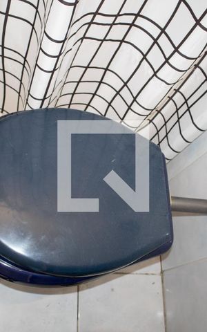 Casa à venda com 216m², 3 quartos e 2 vagasBanheiro do Quarto 1
