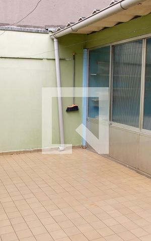 Casa para alugar com 347m², 3 quartos e 4 vagas Casa para alugar com 347m², 3 quartos e 4 vagasQuintal