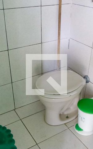 Casa para alugar com 347m², 3 quartos e 4 vagas Casa para alugar com 347m², 3 quartos e 4 vagasBanheiro