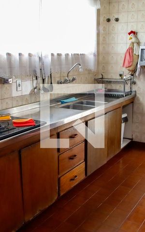 Casa para alugar com 347m², 3 quartos e 4 vagas Casa para alugar com 347m², 3 quartos e 4 vagasCozinha