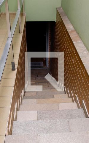 Casa para alugar com 347m², 3 quartos e 4 vagas Casa para alugar com 347m², 3 quartos e 4 vagasGaragem