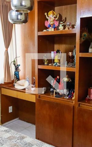 Casa para alugar com 347m², 3 quartos e 4 vagas Casa para alugar com 347m², 3 quartos e 4 vagasQuarto 1