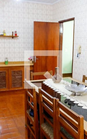 Casa para alugar com 347m², 3 quartos e 4 vagas Casa para alugar com 347m², 3 quartos e 4 vagasCozinha