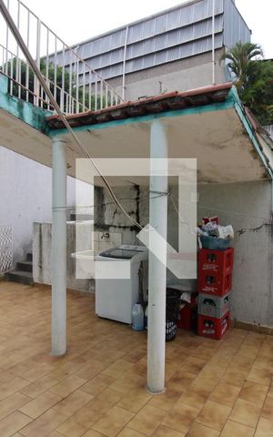 Casa à venda com 410m², 3 quartos e 4 vagasÁrea de Serviço