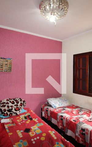 Casa à venda com 410m², 3 quartos e 4 vagasQuarto 2