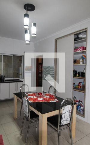 Casa à venda com 410m², 3 quartos e 4 vagasCozinha