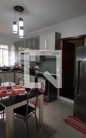 Casa à venda com 410m², 3 quartos e 4 vagasCozinha