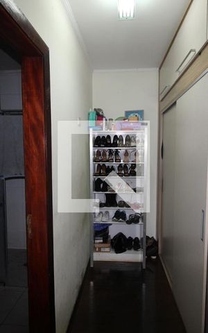 Casa à venda com 410m², 3 quartos e 4 vagasQuarto 1