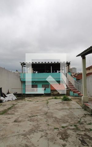 Casa à venda com 410m², 3 quartos e 4 vagasÁrea de Serviço