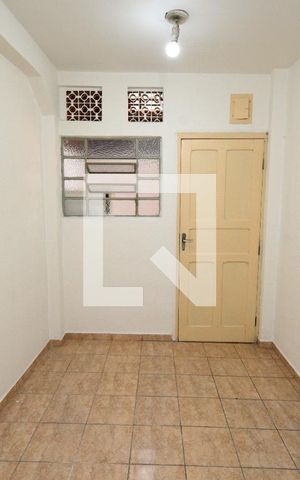 Casa para alugar com 80m², 2 quartos e sem vagaSala