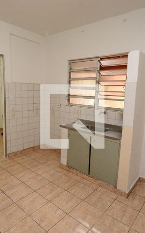 Casa para alugar com 80m², 2 quartos e sem vagaCozinha