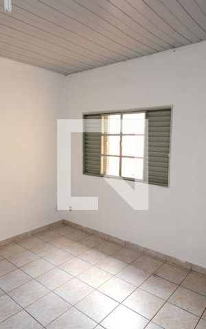 Casa para alugar com 80m², 2 quartos e sem vagaQuarto 2 - Suíte
