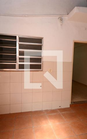Casa para alugar com 80m², 2 quartos e sem vagaÁrea de Serviço