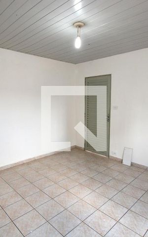 Casa para alugar com 80m², 2 quartos e sem vagaQuarto 1