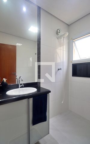 Apartamento à venda com 110m², 2 quartos e 2 vagasBanheiro Social