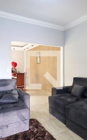 Casa à venda com 190m², 3 quartos e 3 vagasSala