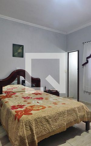 Casa à venda com 190m², 3 quartos e 3 vagasSuíte - Quarto 3