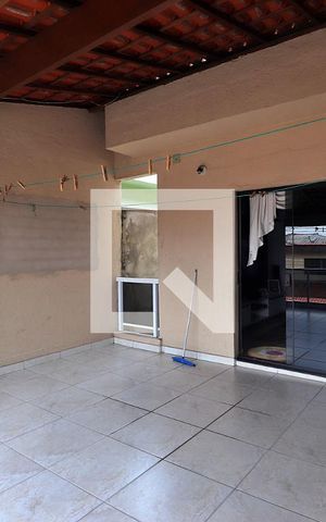 Casa à venda com 190m², 3 quartos e 3 vagasVaranda