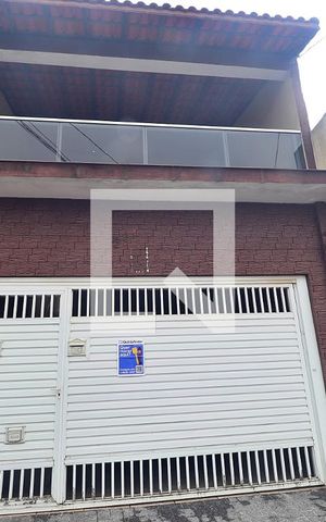 Casa à venda com 190m², 3 quartos e 3 vagasFachada