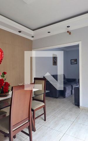 Casa à venda com 190m², 3 quartos e 3 vagasSala