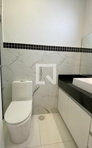 Casa de condomínio à venda com 200m², 4 quartos e 4 vagasBanheiro da Suíte 2