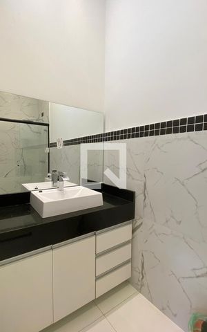 Casa de condomínio à venda com 200m², 4 quartos e 4 vagasBanheiro da Suíte 3