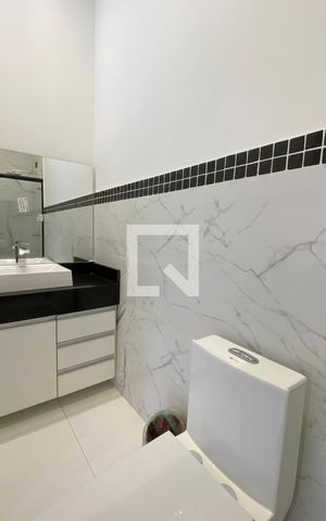 Casa de condomínio à venda com 200m², 4 quartos e 4 vagasBanheiro da Suíte 3