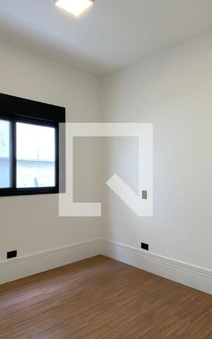 Casa de condomínio à venda com 200m², 4 quartos e 4 vagasSuíte 2