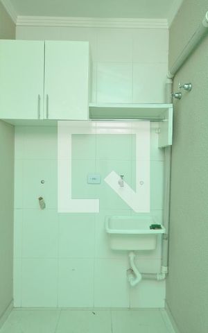 Casa de condomínio para alugar com 63m², 2 quartos e 1 vagaÁrea de Serviço