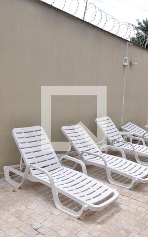 Casa de condomínio para alugar com 63m², 2 quartos e 1 vagaÁrea comum - Piscina