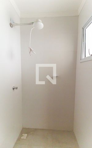 Apartamento para alugar com 50m², 2 quartos e sem vagaBanheiro