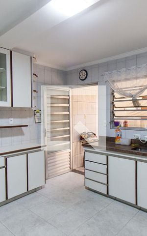 Casa para alugar com 70m², 3 quartos e 1 vagaCozinha   
