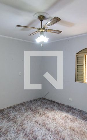 Casa para alugar com 70m², 3 quartos e 1 vagaQuarto 1  