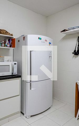 Casa de condomínio à venda com 400m², 4 quartos e 2 vagas Casa de condomínio à venda com 400m², 4 quartos e 2 vagasCozinha