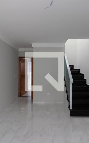 Casa à venda com 94m², 3 quartos e 2 vagas Casa à venda com 94m², 3 quartos e 2 vagasSala
