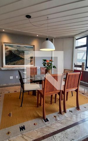 Apartamento à venda com 336m², 5 quartos e 5 vagas Apartamento à venda com 336m², 5 quartos e 5 vagasSala