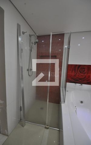 Casa à venda com 280m², 4 quartos e sem vagaBanheiro da Suíte 1