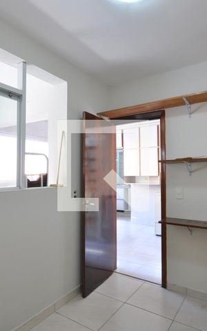 Casa à venda com 280m², 4 quartos e sem vagaQuarto de Serviço
