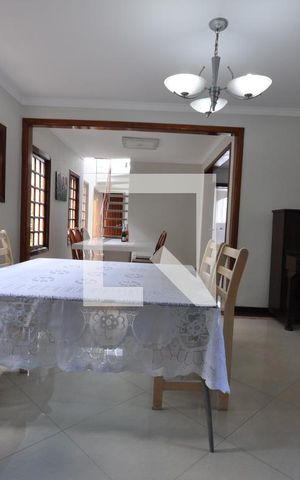 Casa à venda com 280m², 4 quartos e sem vagaSala de Jantar