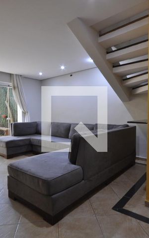 Casa à venda com 280m², 4 quartos e sem vagaSala