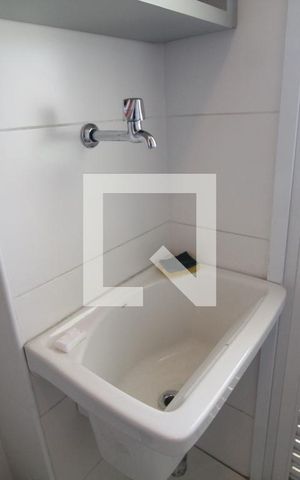 Apartamento para alugar com 77m², 2 quartos e 1 vaga Apartamento para alugar com 77m², 2 quartos e 1 vagaCozinha e Área de Serviço