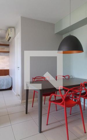 Apartamento para alugar com 77m², 2 quartos e 1 vaga Apartamento para alugar com 77m², 2 quartos e 1 vagaSala