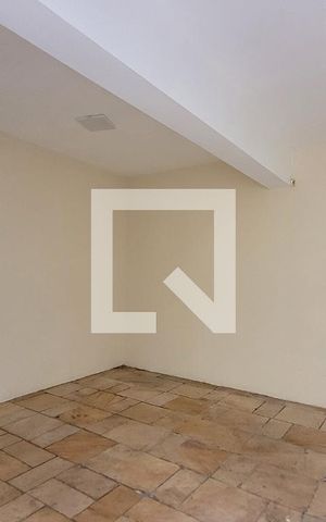 Casa à venda com 1411m², 10 quartos e 13 vagas Casa à venda com 1411m², 10 quartos e 13 vagasQuarto 8